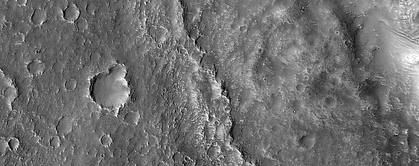Possible Volcanic Edifice in Terra Sirenum