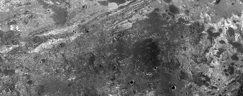 Phyllosilicates Exposed in South Wall of East Coprates Chasma