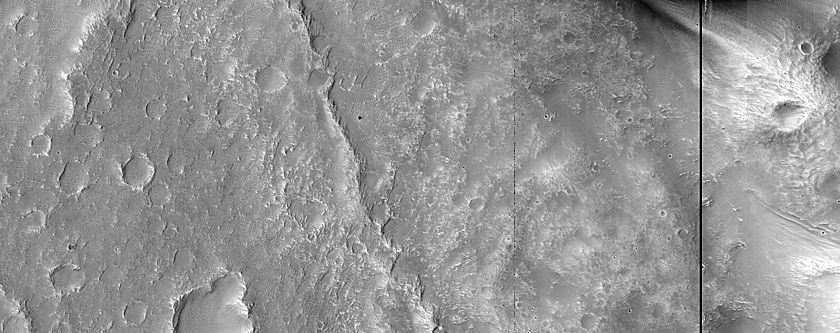 Possible Volcanic Edifice in Terra Sirenum