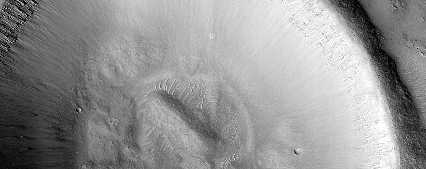 Five Kilometer Diameter Impact Crater in Elysium Region