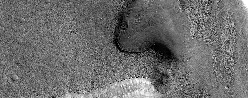 Layered Feature in Mamers Valles