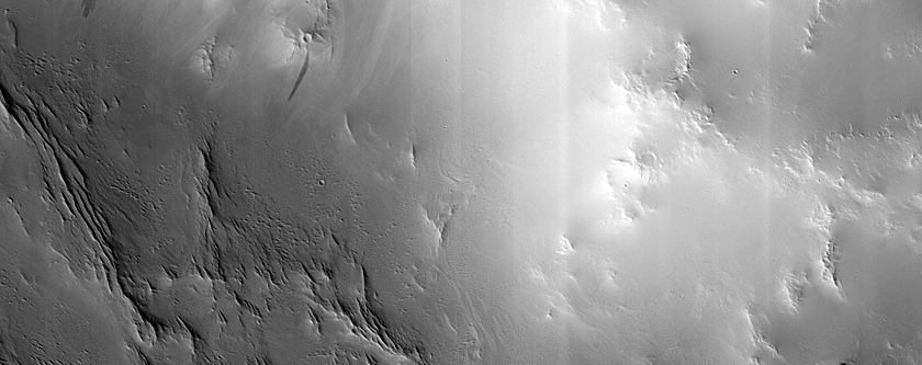 Light and Dark Slope Streak Monitoring Relative to MOC E18-00638