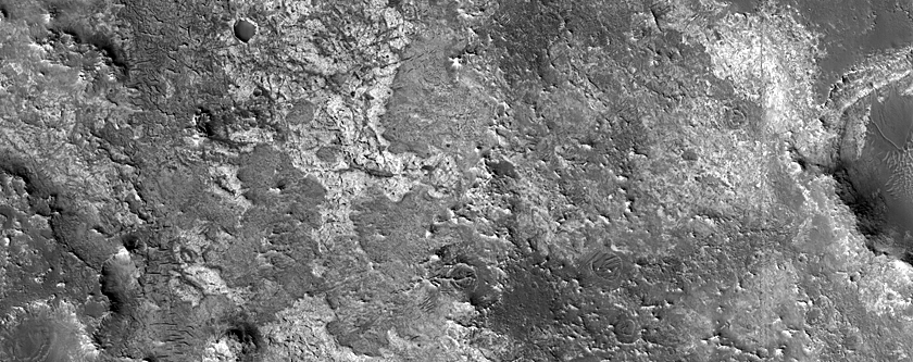 Fractured Ground in Mawrth Vallis