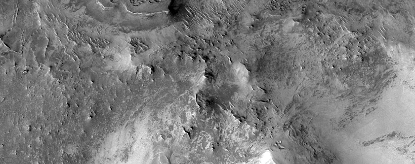 Layers Exposed near Nilosyrtis Mensae