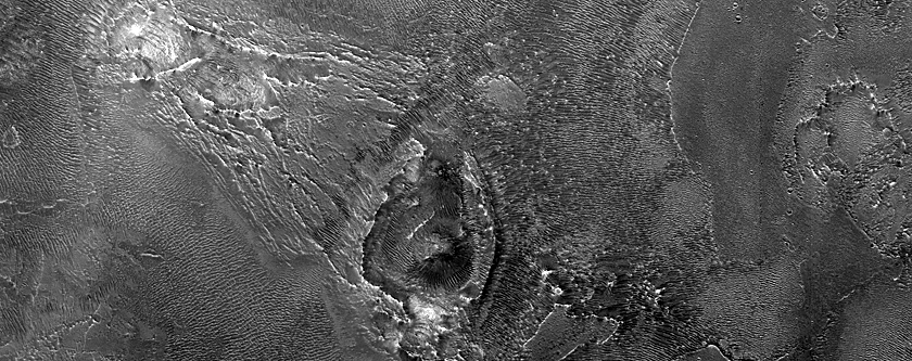 Mounds and Ridges in Aurorae Chaos