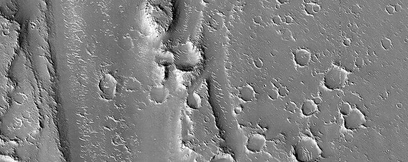 Streamlined Features in Granicus Valles