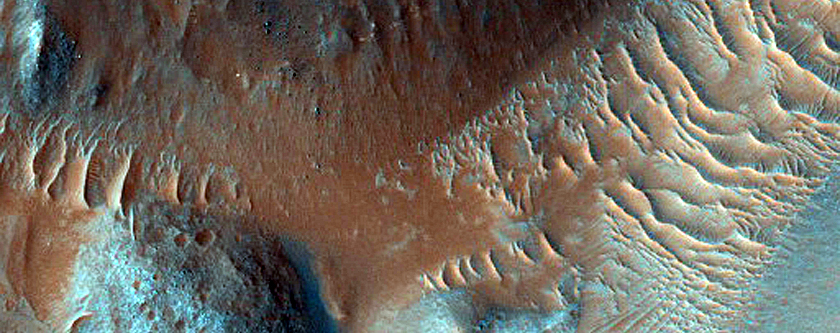 Light-Toned Deposits in Aureum Chaos