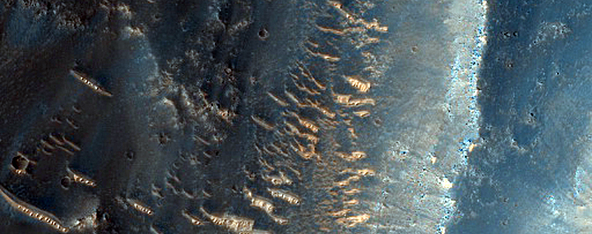 Fractures in Claritas Fossae