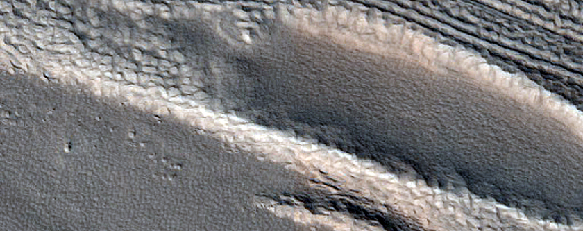 Lineated Valley Fill in Ismeniae Fossae