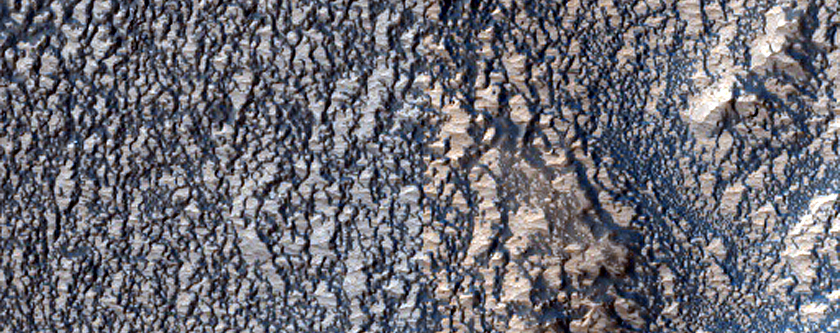 Light-Toned Exposures near Voeykov Crater