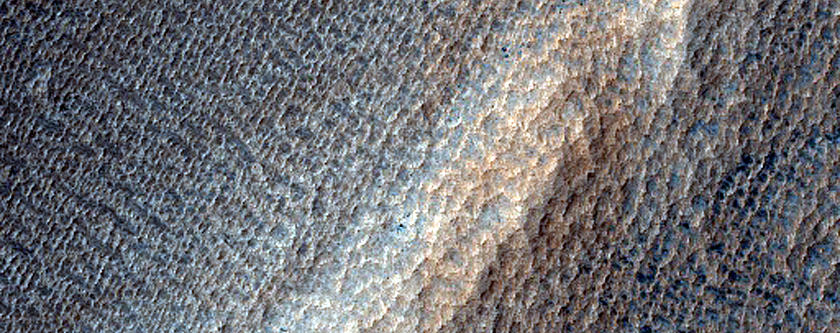 Claritas Fossae