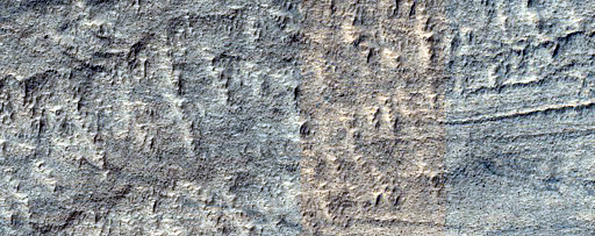 Layered Feature in Hellas Planitia