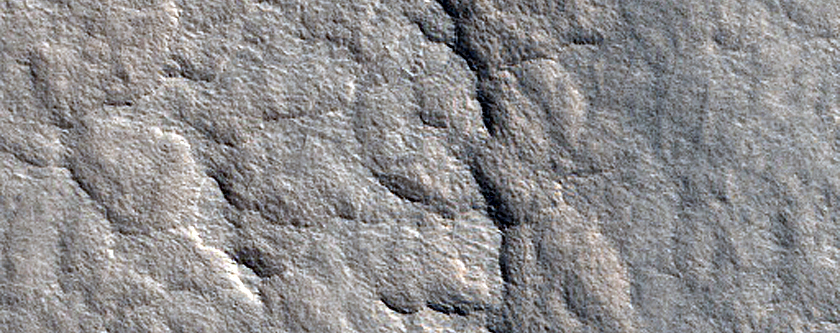 Layers Exposed in Nilosyrtis Mensae