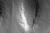 Mound near 150-meter Fresh Crater