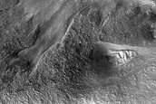 Mantle Layers in Protonilus Mensae