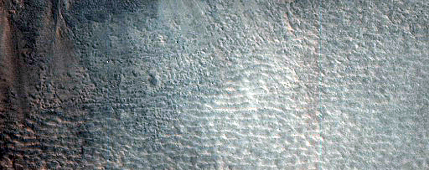 Possible Gullies on Mound in Acidalia Planitia