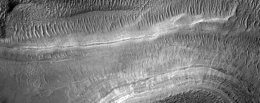 Ridges in Hellas Planitia