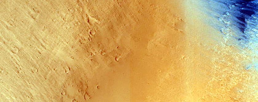 Streamlined Features in Grjota Valles