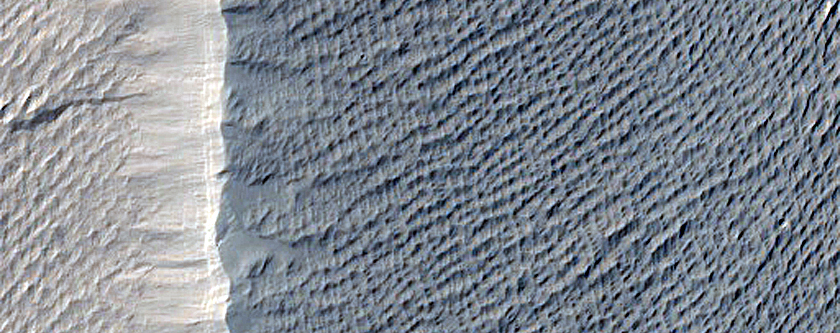 Terrain North of Labou Vallis