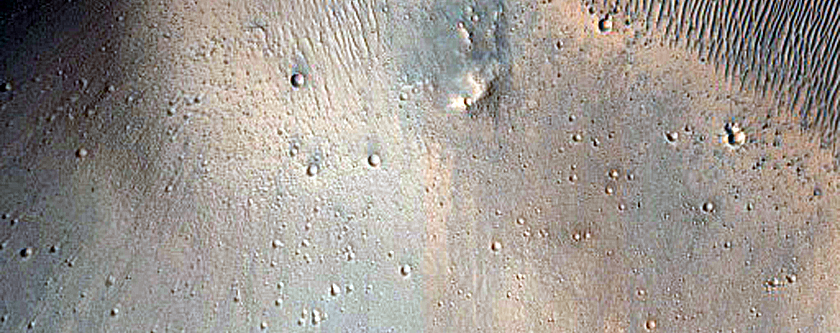 Impact Crater on Side Channels of Nanedi Valles