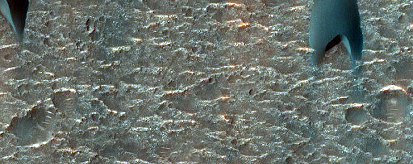 Oyama Crater Barchan Dune Monitoring