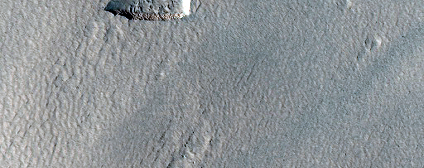 Possible New Ice Exposing Scarp in Northern Hemisphere