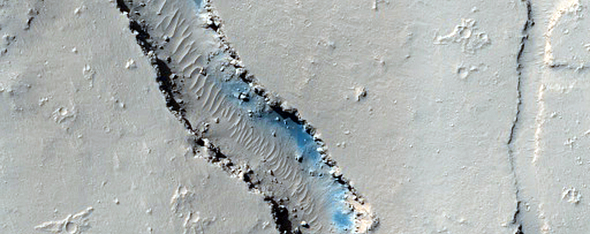 Avernus Dorsa