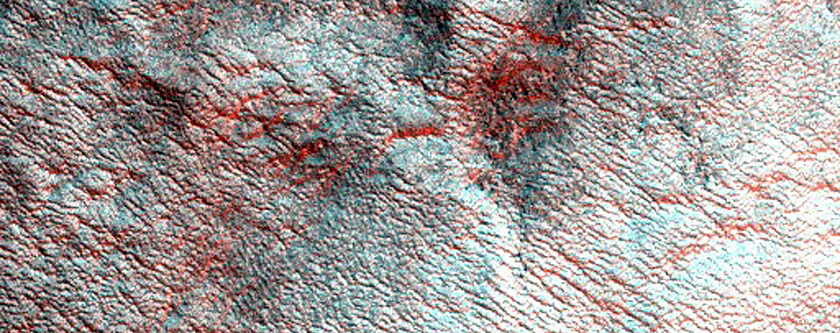 Fractured Ground on Floor of Hellas Planitia