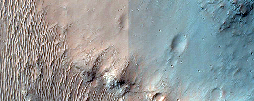 Pyroxene-Rich Terrain in Eos Chasma