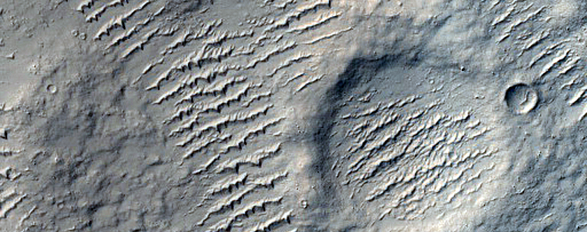 Landforms near Labou Vallis