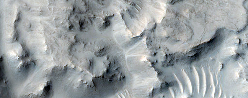 Ridges in Northern Terra Sabaea