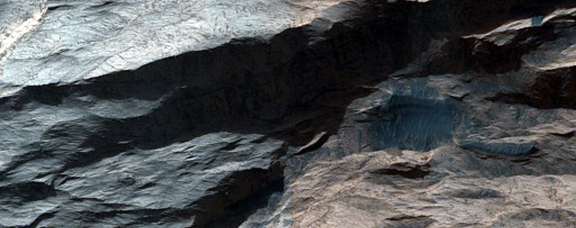 Mass Wasting Feature in Ganges Chasma