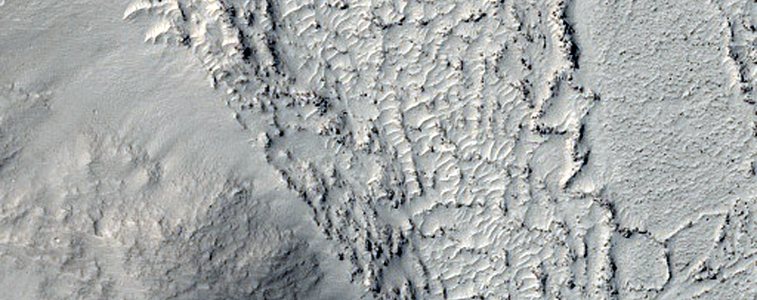 Contact between Crater and Flood Lava