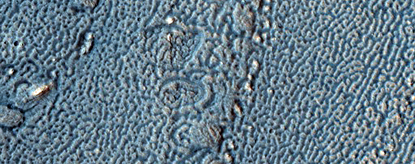 Shearing Structures between Viscous Flow Features