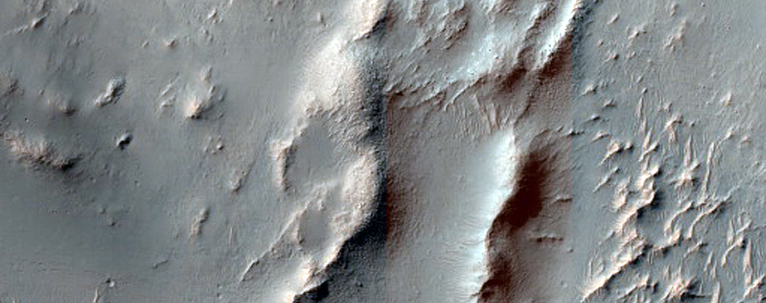 Ridges in Terra Sabaea