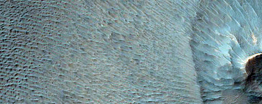 Light-Toned Outcrops in Aurorae Chaos