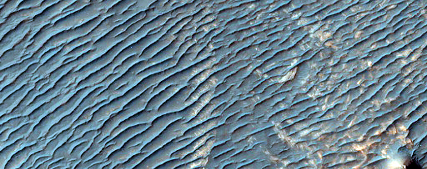 Light-Toned Deposits in Western Aureum Chaos
