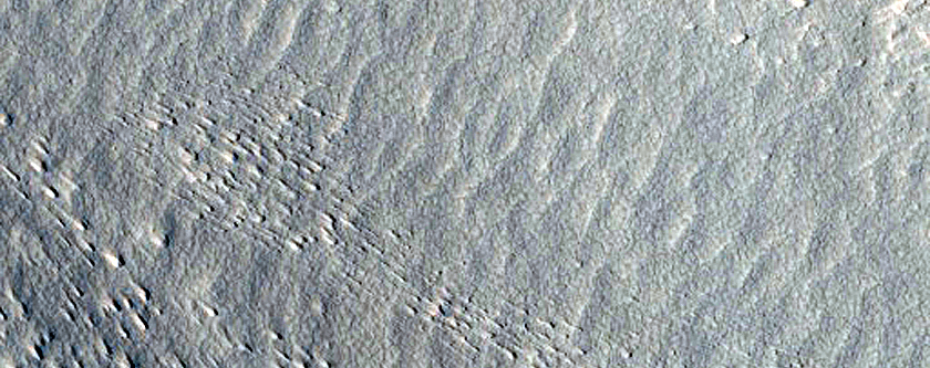 Smooth Areas in Phlegra Montes