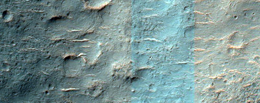 Channel in Tyrrhena Terra