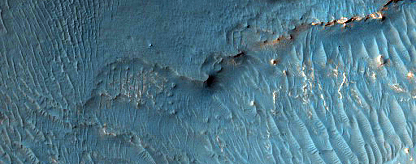 Light-Toned Deposits in Western Aureum Chaos