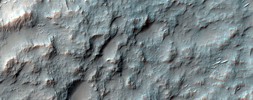 Possible Clay-Rich Outcrops on Plains of Terra Sirenum