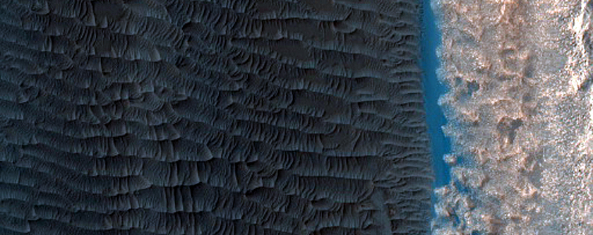 Light-Toned Outcrops in Aureum Chaos