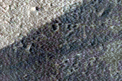 Ring-Shaped Mounds in Ceraunius 