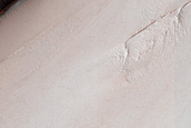 Seasonal Changes of Chasma Boreale Megadunes