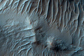 Light-Toned Deposits in Aureum Chaos