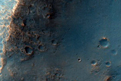 Crater Wall Exposure between Mawrth Vallis and Oxia Planum