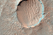 Light-Toned Materials on Elaver Vallis Floor