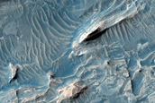 Layers in Crommelin Crater