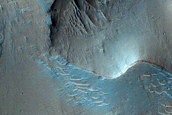 Light-Toned Exposures in Capri Chasma