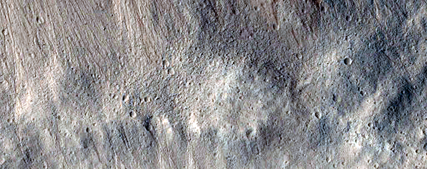 Kasei Valles Floor Material in Trough